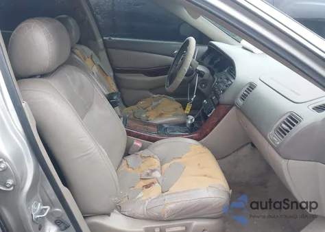 1999 Acura Tl 3.2 from USA, damaged, VIN 19UUA5646XA002458